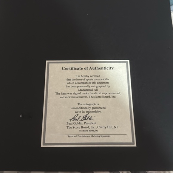 Muhammad Ali autographed photo - Picture 2 of 2